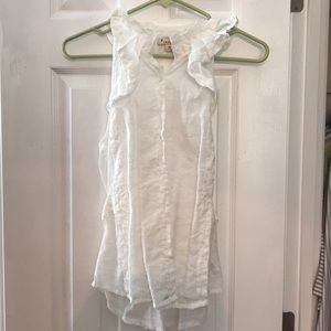 Forever 21 white ruffled neck sleeveless blouse
